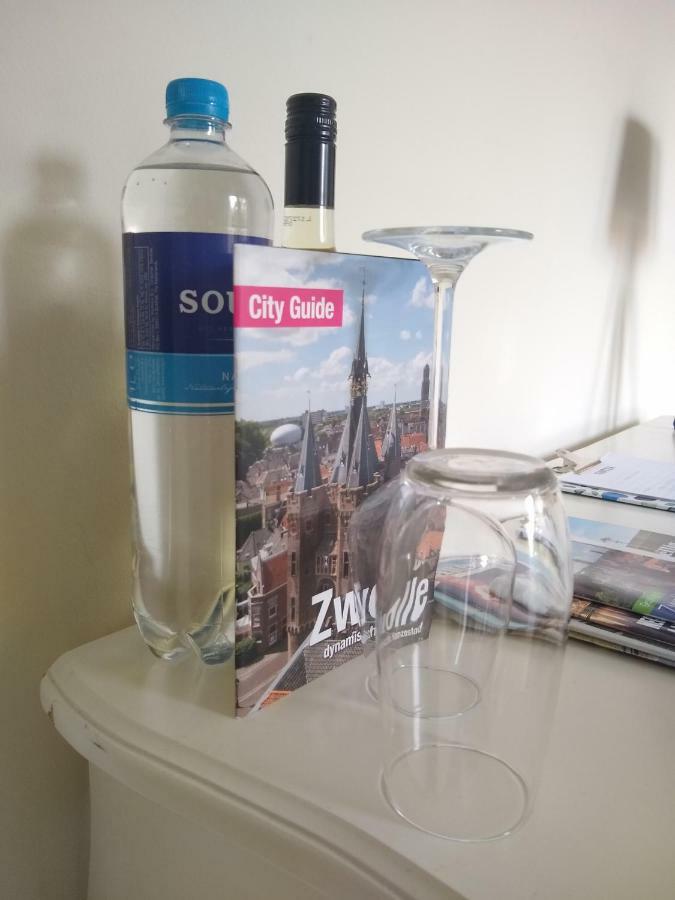 Awayhome Zwolle ซโวลเลอ ภายนอก รูปภาพ